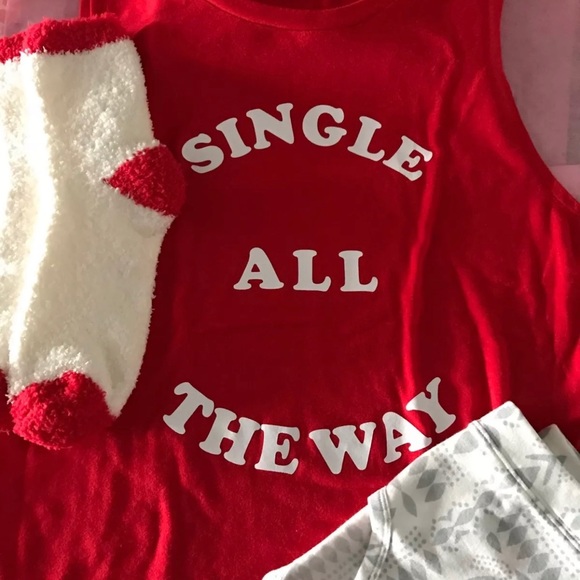 Women’s Medium Victoria’s Secret 3-Piece Sleep Set - Picture 4 of 8